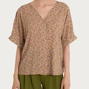 BLUSA CON MOTIVI GEOMETRICI E MANICA KIMONO-RAGNO