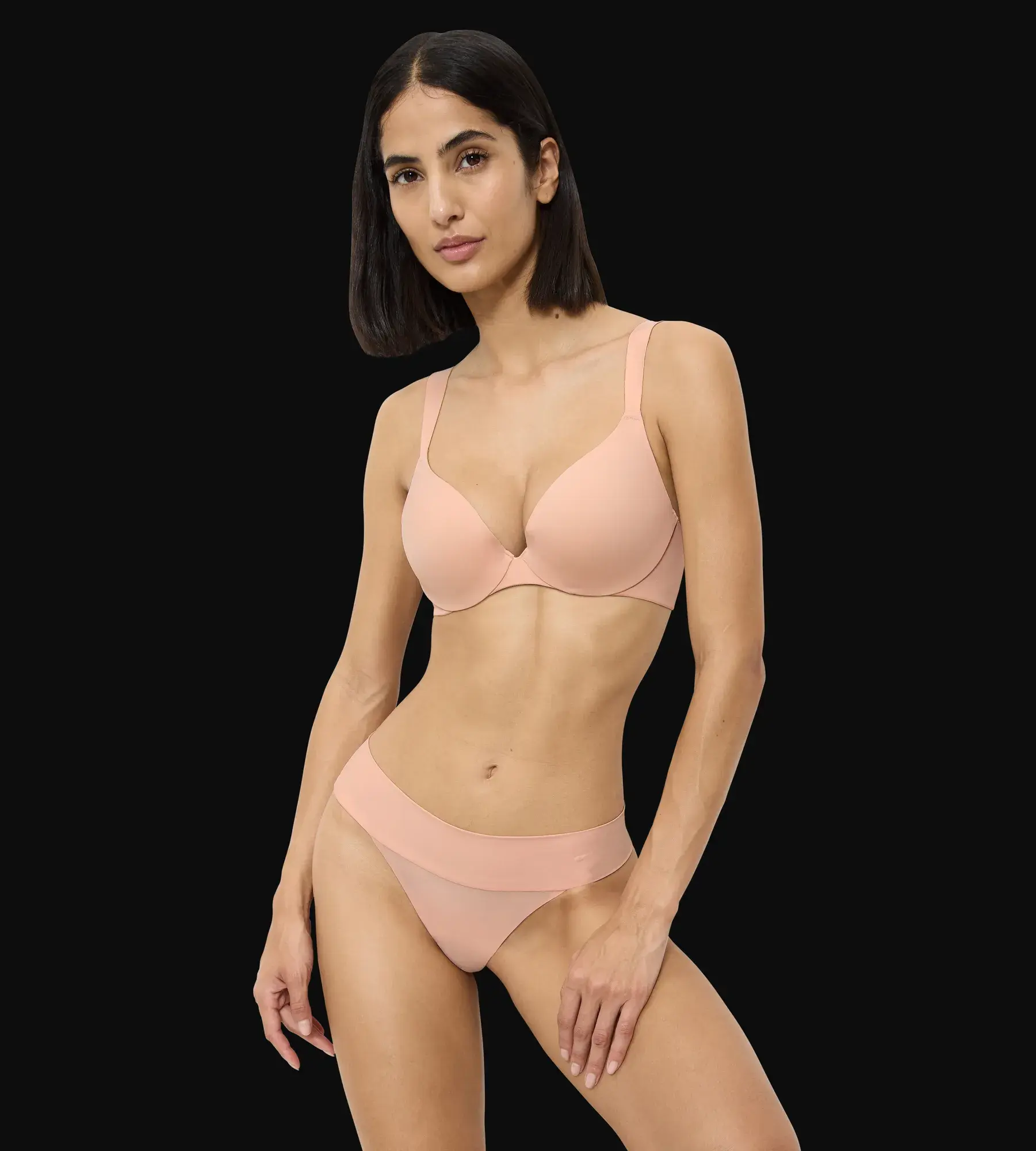 BODY MAKE-UP ILLUSION WP EX-TRIUMPH coppa C-D - immagine 3