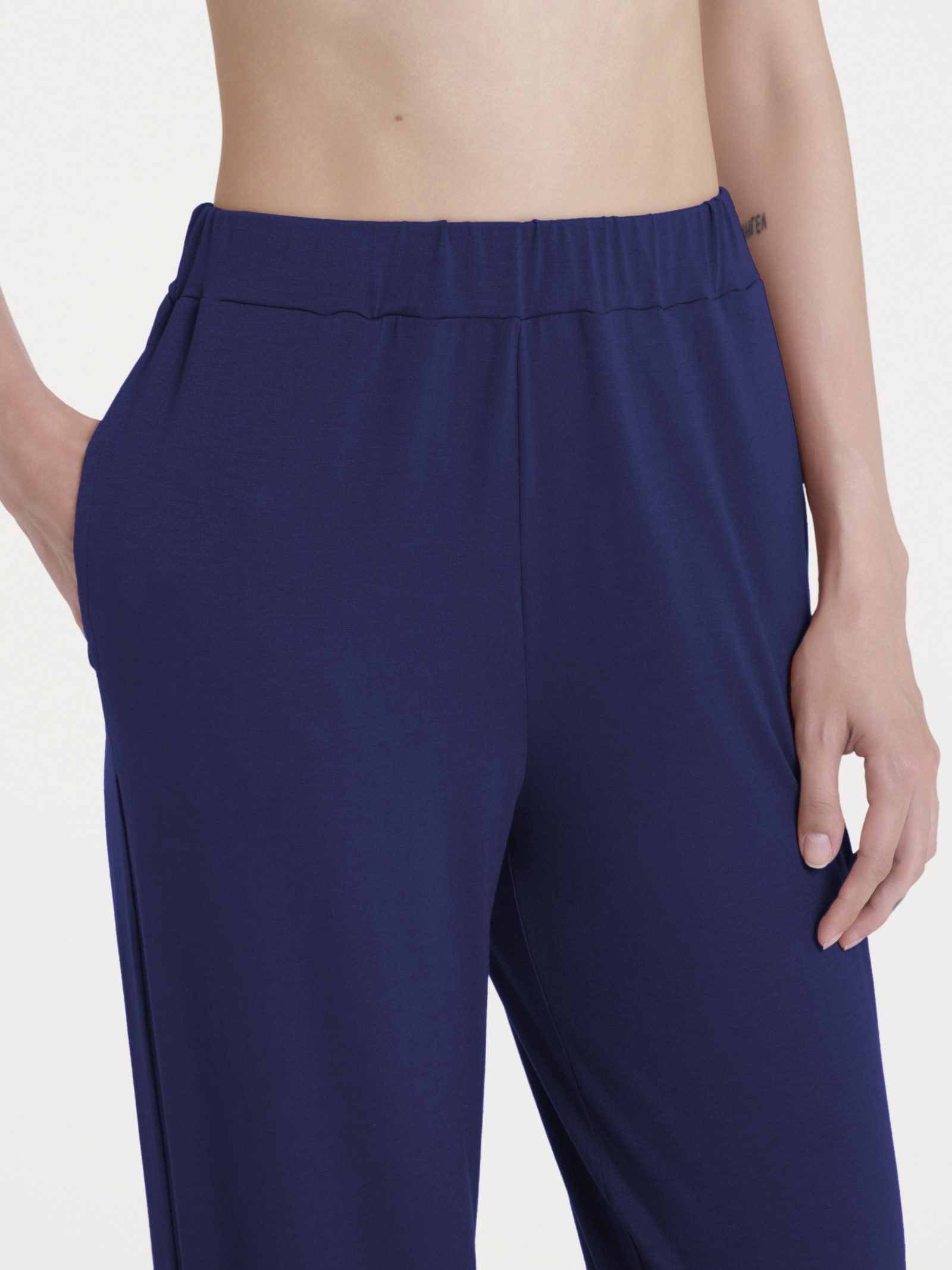 PANTALONE AMPIO CON TASCHE-RAGNO - immagine 2