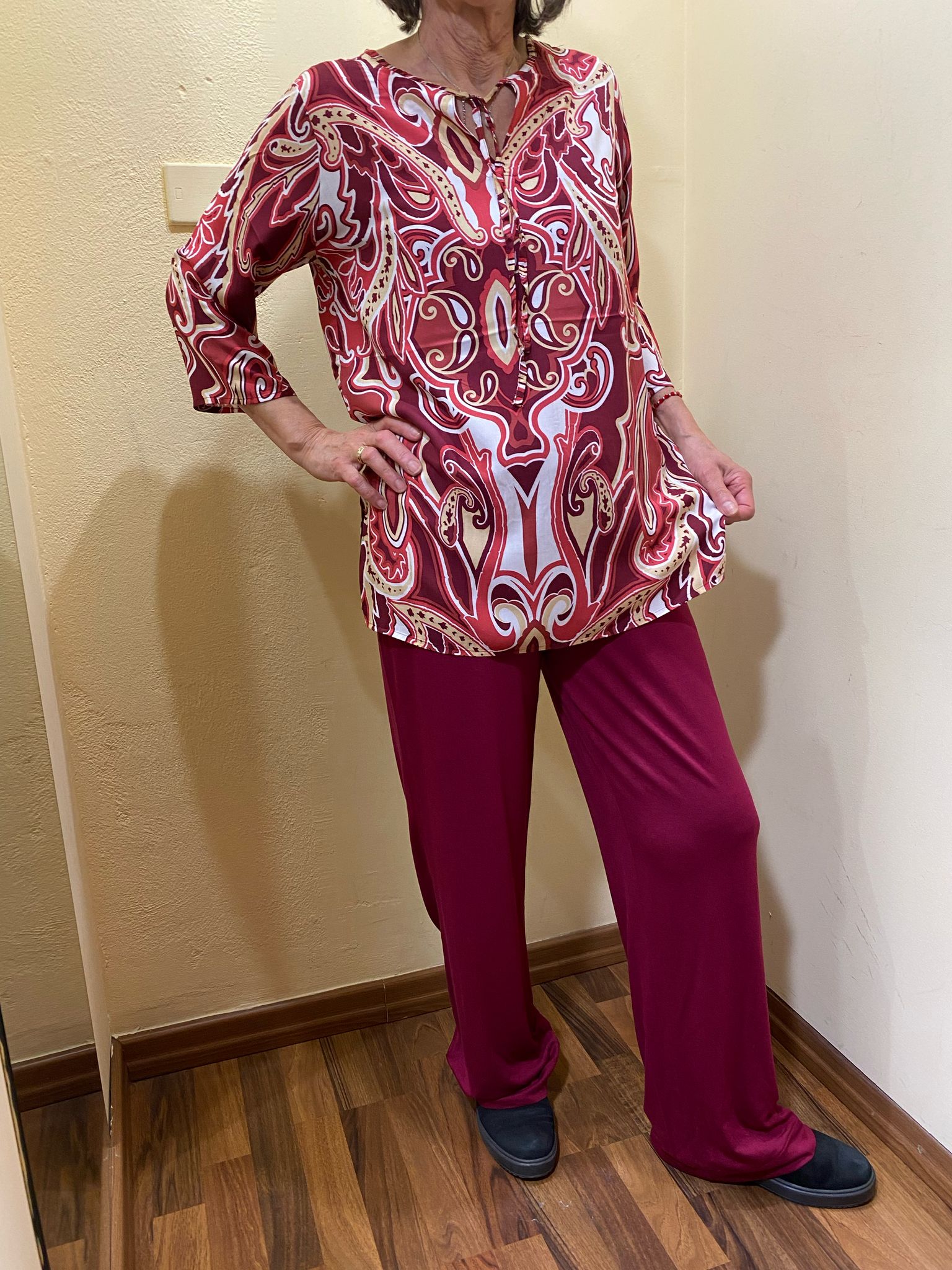 BLUSA CON LACCI E MANICA 3/4-RAGNO - immagine 2