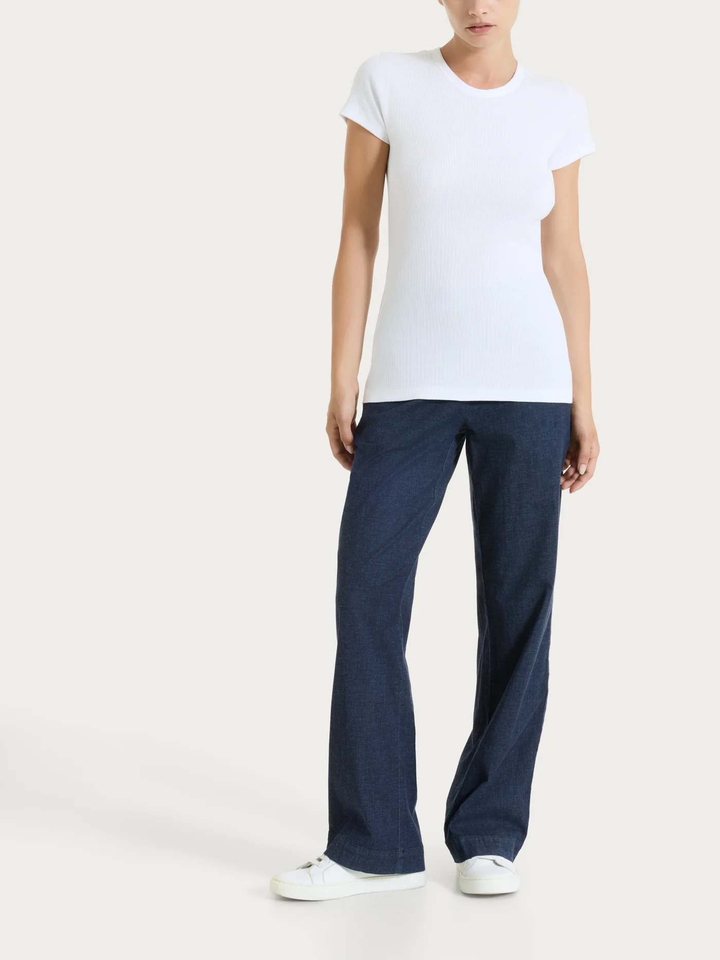 JEANS AMPIO CON TASCHE-RAGNO(tg.42-52) - immagine 4