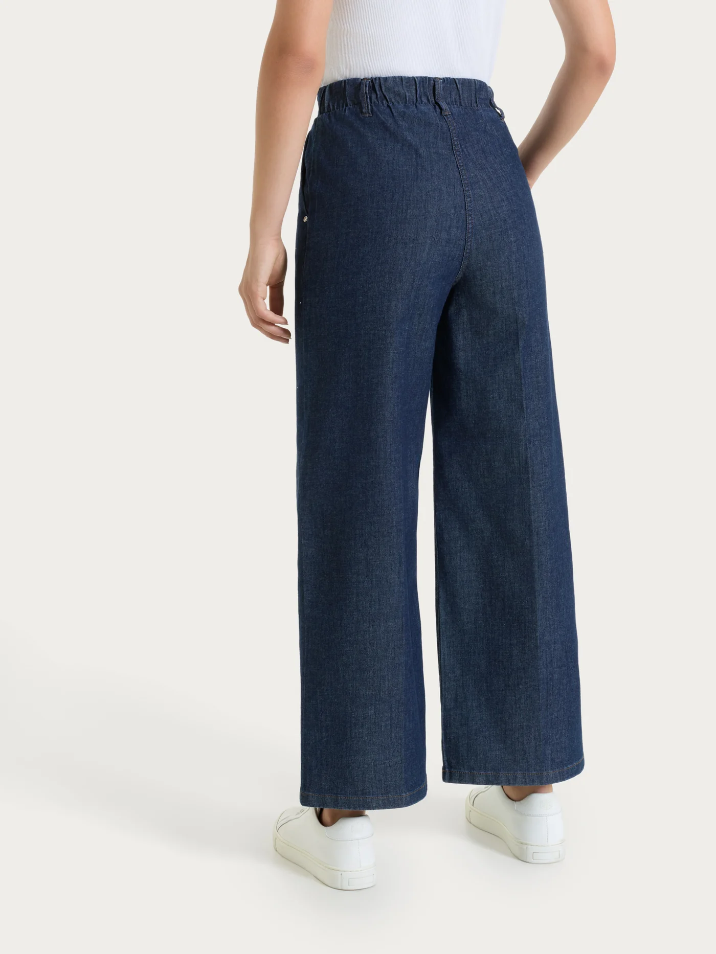 JEANS AMPIO ALLA CAVIGLIA CON STRASS-RAGNO(42/52) - immagine 2